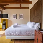 Cetina Palacio Ayala Berganza فندق 4*