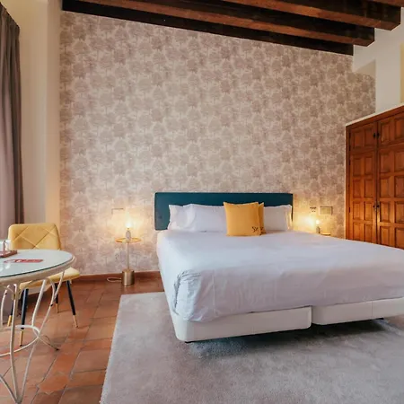 호텔 Cetina Palacio Ayala Berganza 4*