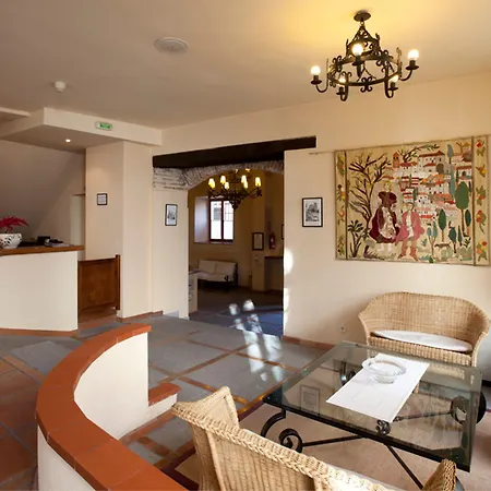 Cetina Palacio Ayala Berganza Hotel