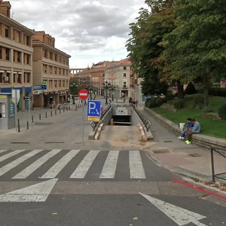 Cetina Palacio Ayala Berganza Отель Сеговия