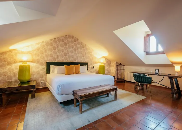 Cetina Palacio Ayala Berganza Отель