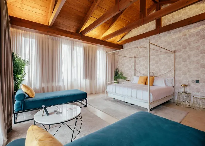 Cetina Palacio Ayala Berganza Отель 4*