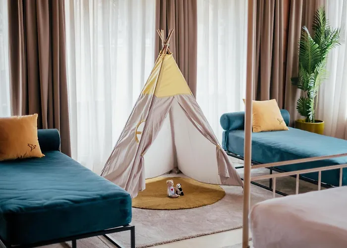 Отель Cetina Palacio Ayala Berganza Сеговия