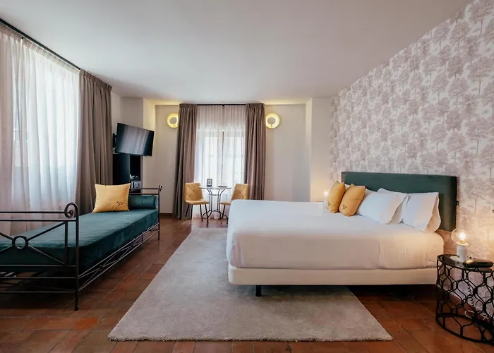 ホテル Cetina Palacio Ayala Berganza 4*