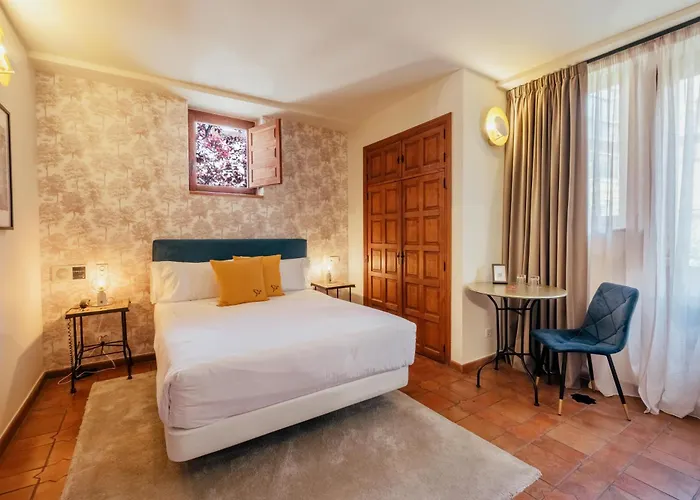 Cetina Palacio Ayala Berganza Отель