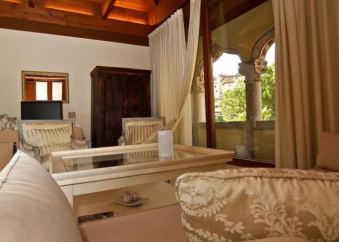 Cetina Palacio Ayala Berganza 4*