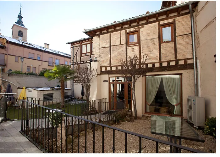 Cetina Palacio Ayala Berganza Отель 4*