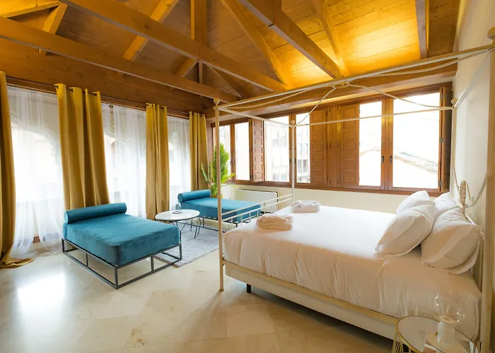 Cetina Palacio Ayala Berganza Отель 4*